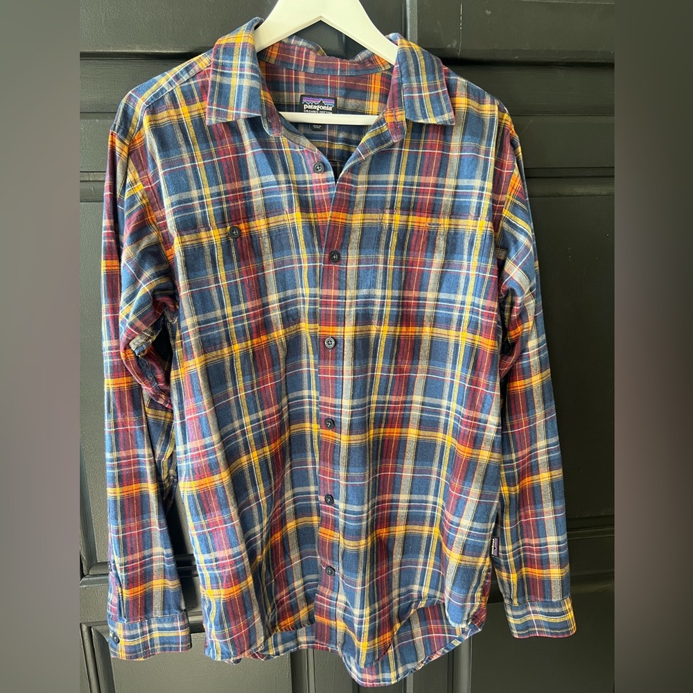 Patagonia Button Down Flannel Medium Navy Burgundy Yellow Organic Cotton